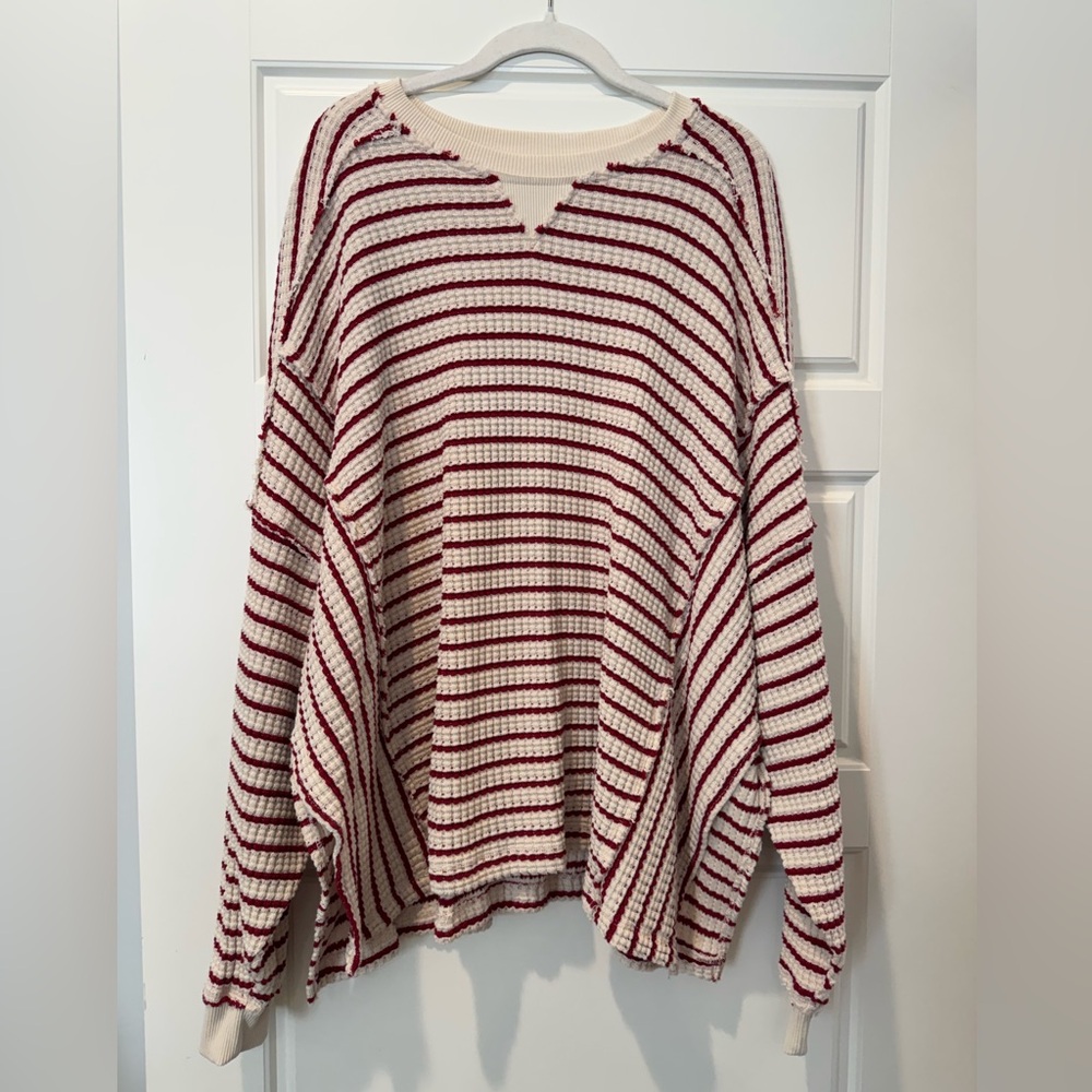 American Eagle L Big Hug Waffle Knit Cream/Red Striped Sweatshirt